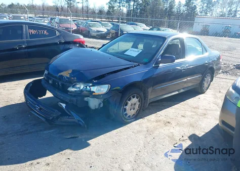 2001 Honda Accord 2.3 Lx from USA, damaged, VIN 1HGCG56401A077612